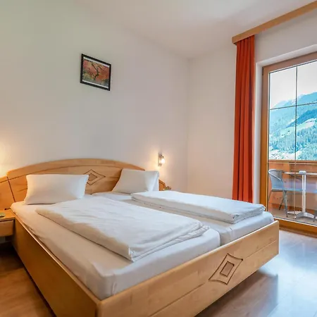 In Neustift Near Lift, Cleaning Included * Neustift im Stubaital