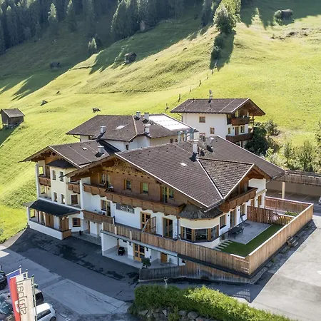 Apartment In Neustift Near Lift, Cleaning Included